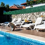 Villa Moon - Tranquil 3br With Private Pool