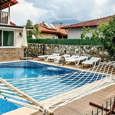 Moon - Tranquil 3br With Private Pool Köyceğiz