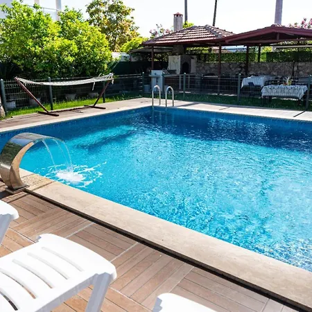 Moon - Tranquil 3br With Private Pool Villa