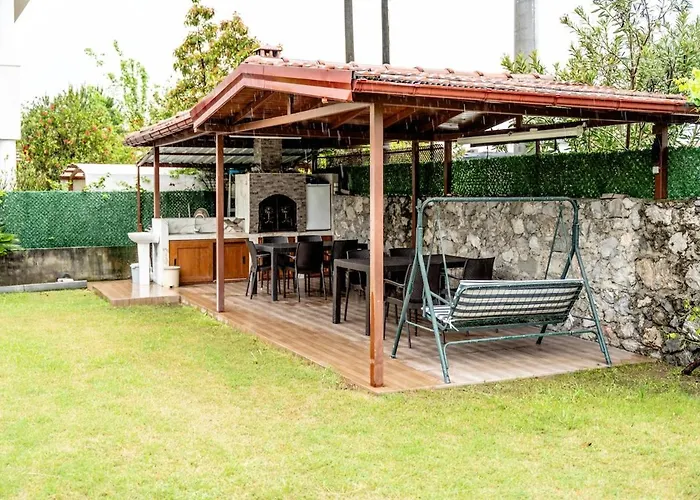 Villa Moon - Tranquil 3br With Private Pool